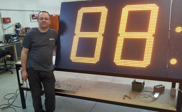 Display Prezziario carburante