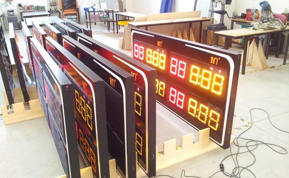 progettazione e realizzazione di display a led