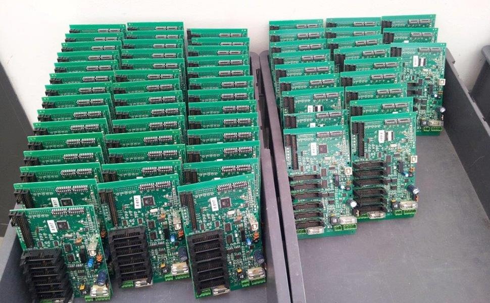 progettazione e realizzazione di display a led